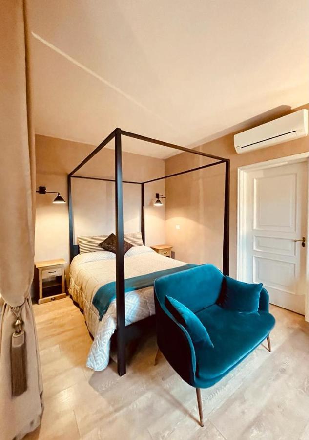 Suite Villa Aurelj バローロ エクステリア 写真