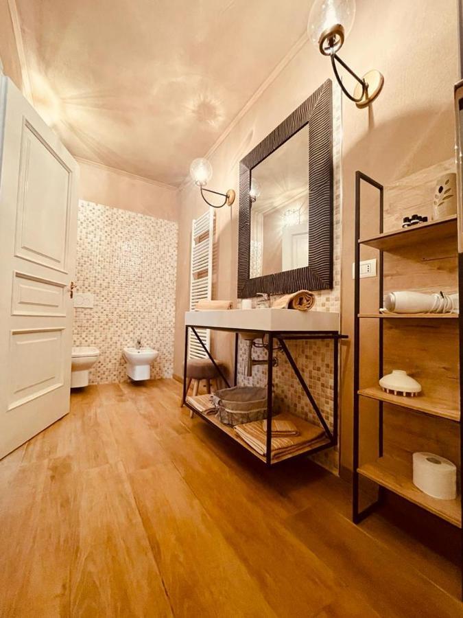 Suite Villa Aurelj バローロ エクステリア 写真