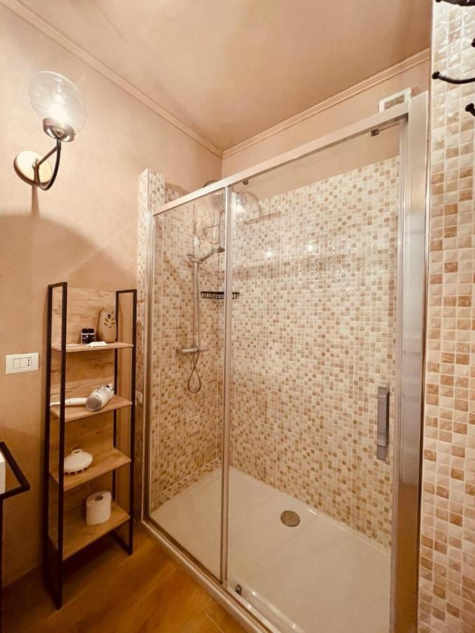 Suite Villa Aurelj バローロ エクステリア 写真