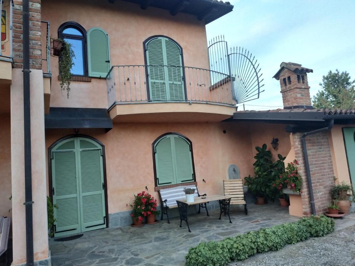 Suite Villa Aurelj バローロ エクステリア 写真